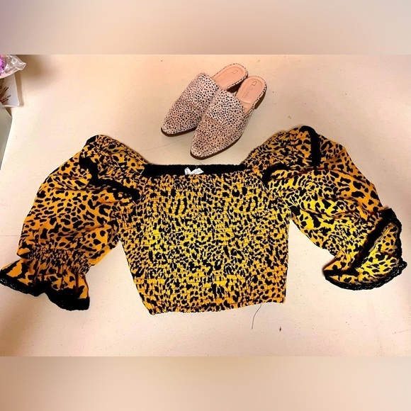 Free the Roses Tops - Free the Roses Leopard Print Lace Top Size M Smocked NWT Indie Sleeze Mobwife